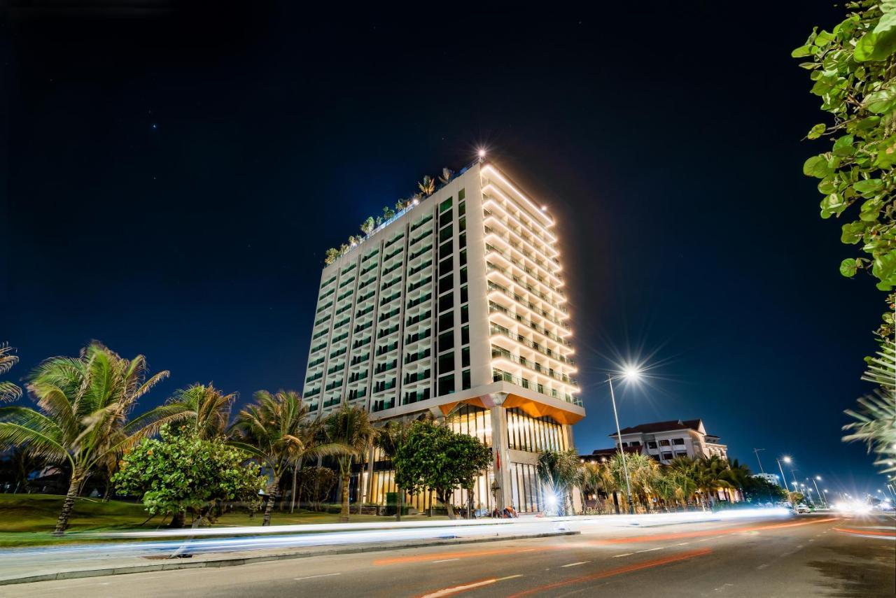 Sala Grand Tuyhoa Hotel ตวีฮหว่า ภายนอก รูปภาพ