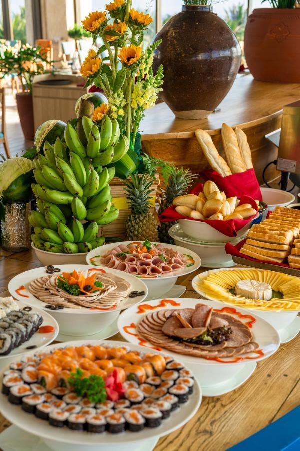 Sala Grand Tuyhoa Hotel ตวีฮหว่า ภายนอก รูปภาพ