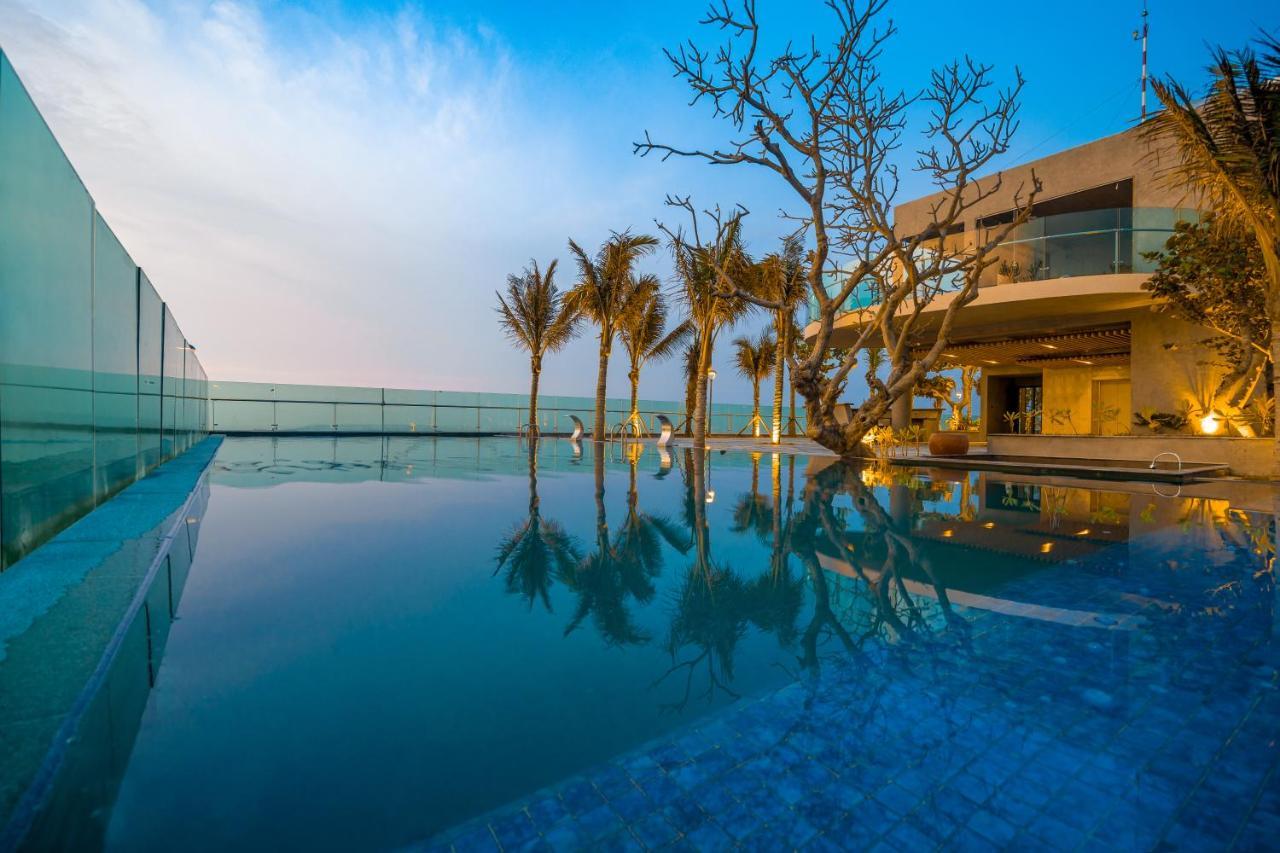 Sala Grand Tuyhoa Hotel ตวีฮหว่า ภายนอก รูปภาพ