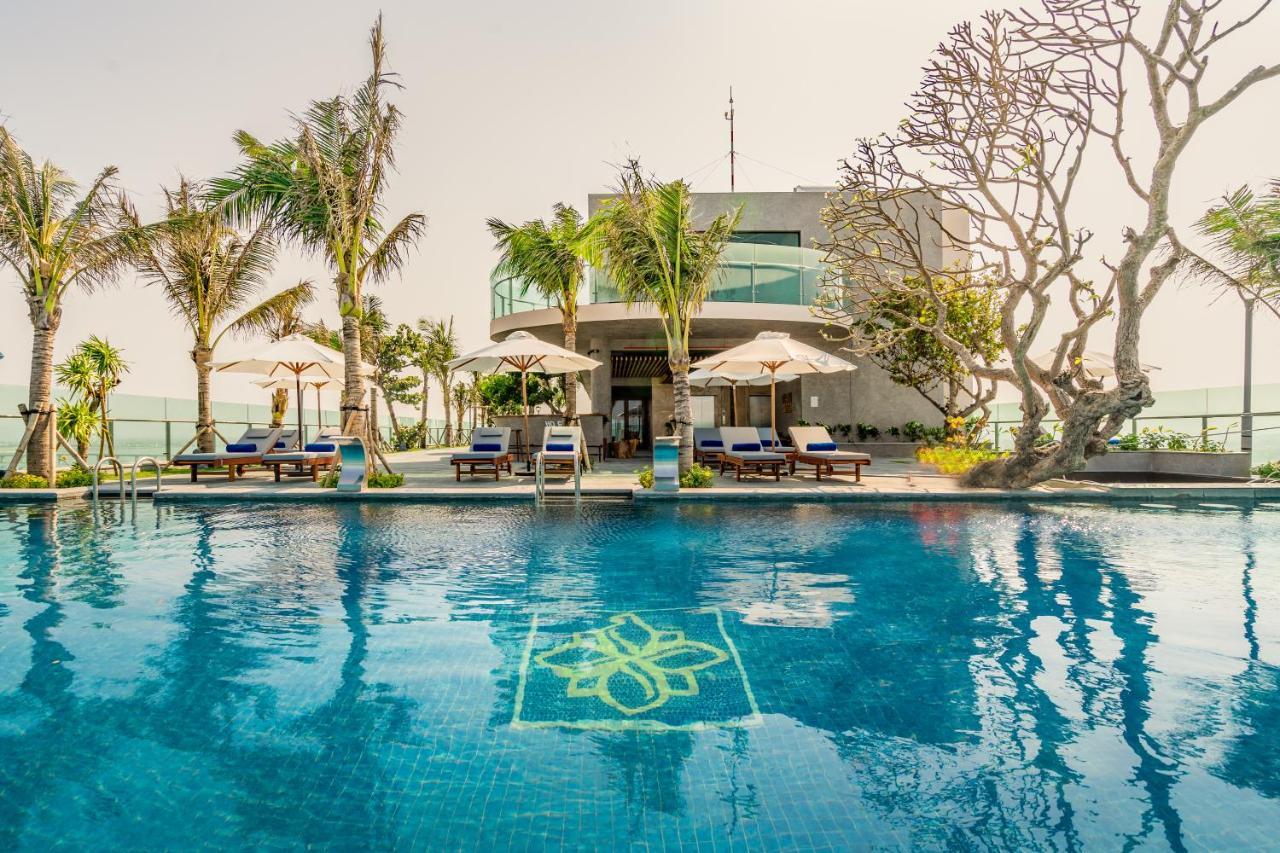 Sala Grand Tuyhoa Hotel ตวีฮหว่า ภายนอก รูปภาพ